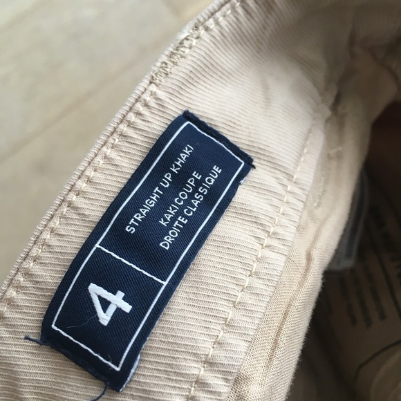 ❤️GAP Straight Up Khaki Size 4 - Picture 6 of 7